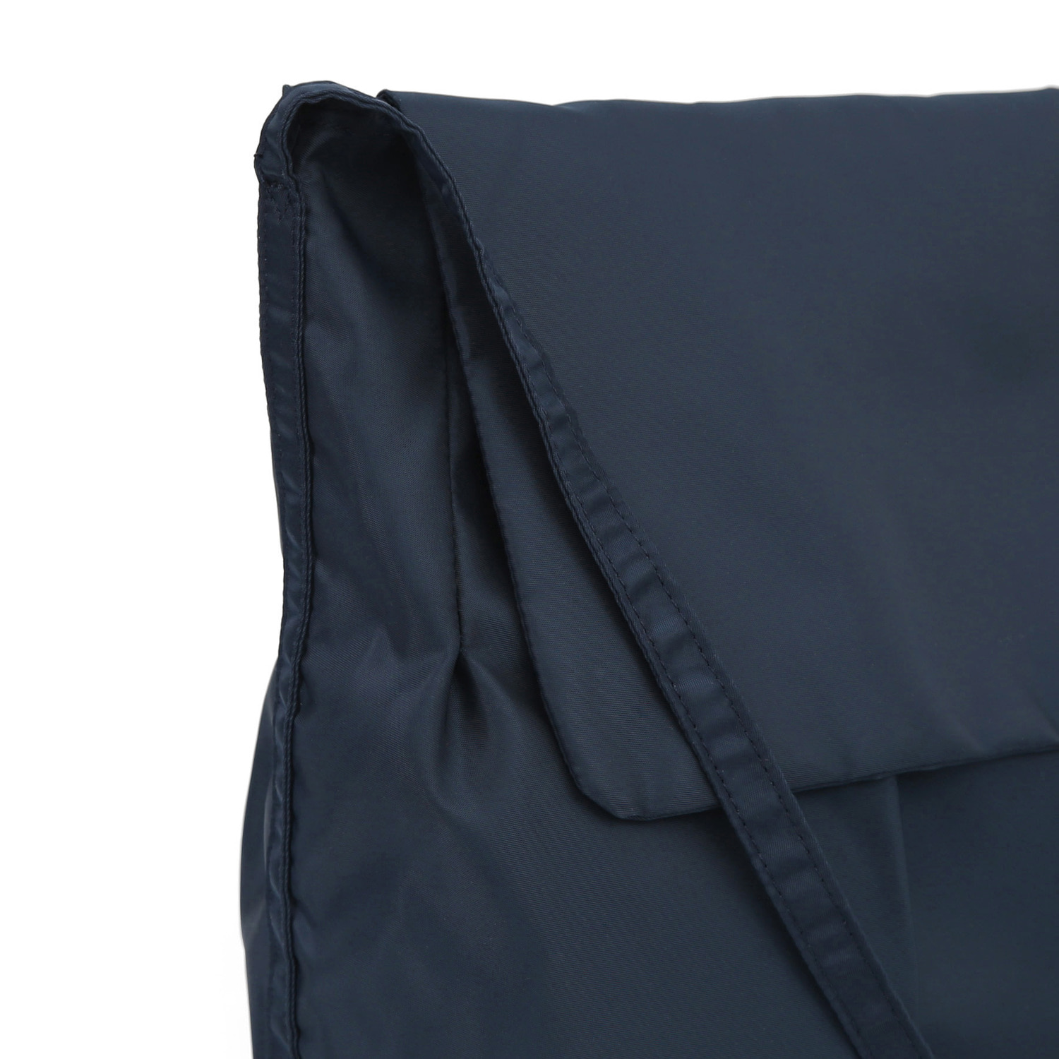 UNDERCONTROL Ladder Bag Wrinkle N Twill Navy | Shoulder Bags for Women ...