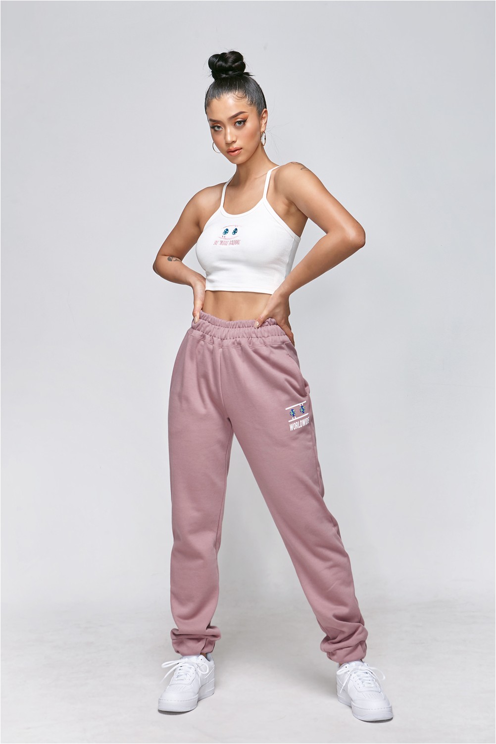 Deviwear Devi X Bad Yoyo Sweatpants Ash Pink | Joggers & Sweatpants for ...