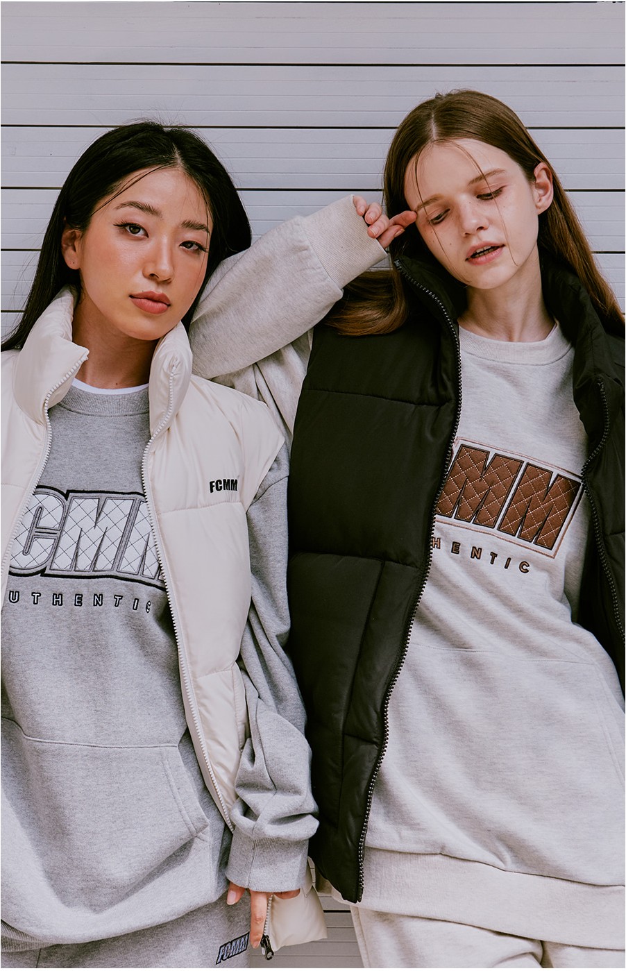 ★韓国の人気★【FCMM】★OBLIQUE GLAMPING SWEATSHIR.T★ ☆韓国の人気☆【FCMM】☆OBLIQUE GLAMPING SWEATSHIR.T☆ (FCMM