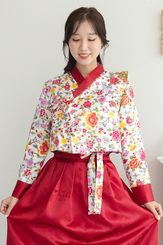 Flower hanbok clearance