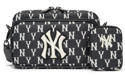 MONOGRAM Hobo Bag NEW YORK YANKEES - MLB Global