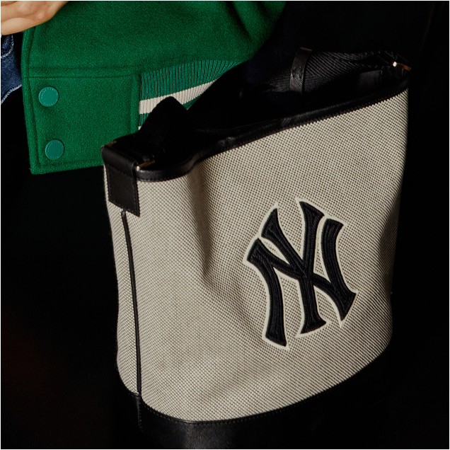 MLB Basic Big Logo Canvas Bucket Bag