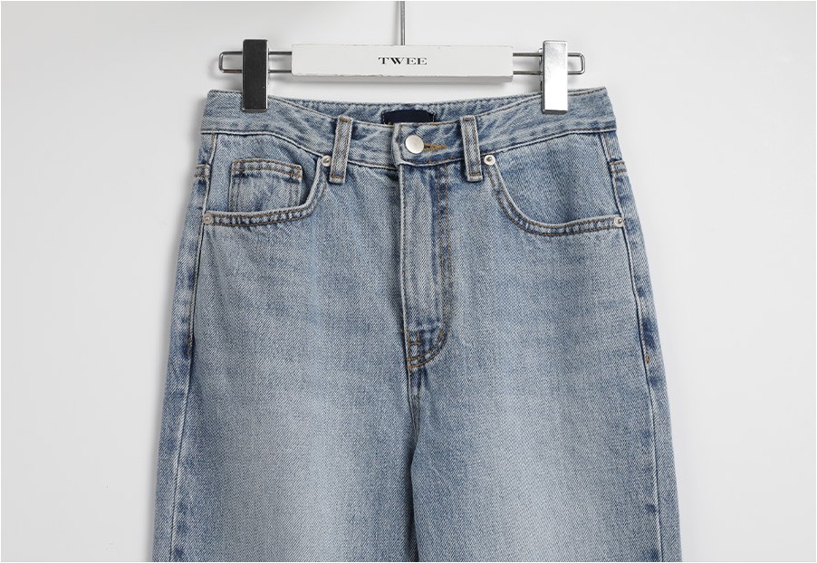 TWEE Bulky Straight Denim Pants | Straight for Women | KOODING