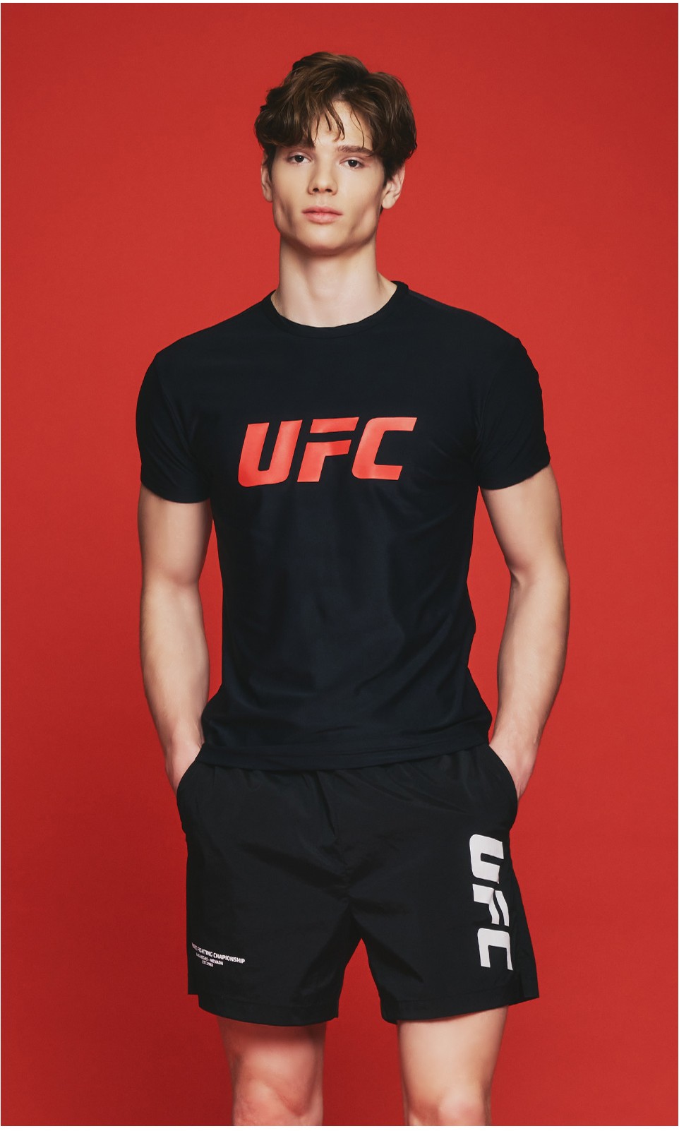 UFC Sport Unisex Tension Big Logo Muscle Fit Short Sleeve