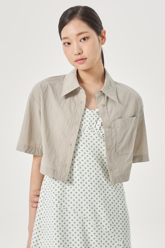 8seconds Nylon Short Sleeve Crop Shirt Beige | Collared 8seconds Nylon Short Sleeve Crop Shirt Beige | Collared