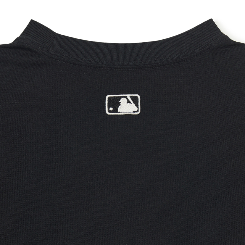 Majestic MLB Logo Clubhouse T-Shirt