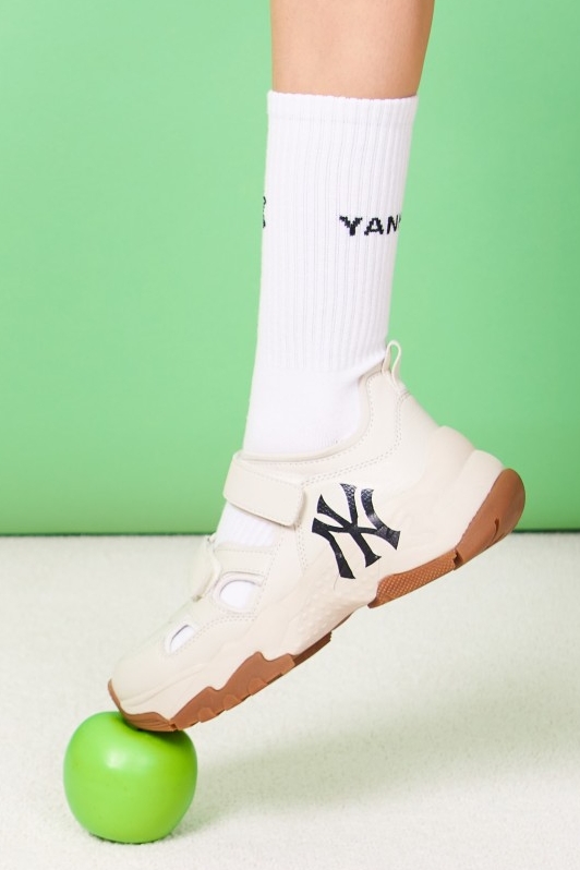 MLB, Shoes, Chunky Dad Sneakers Off White Mlb Korea Ny Yankees