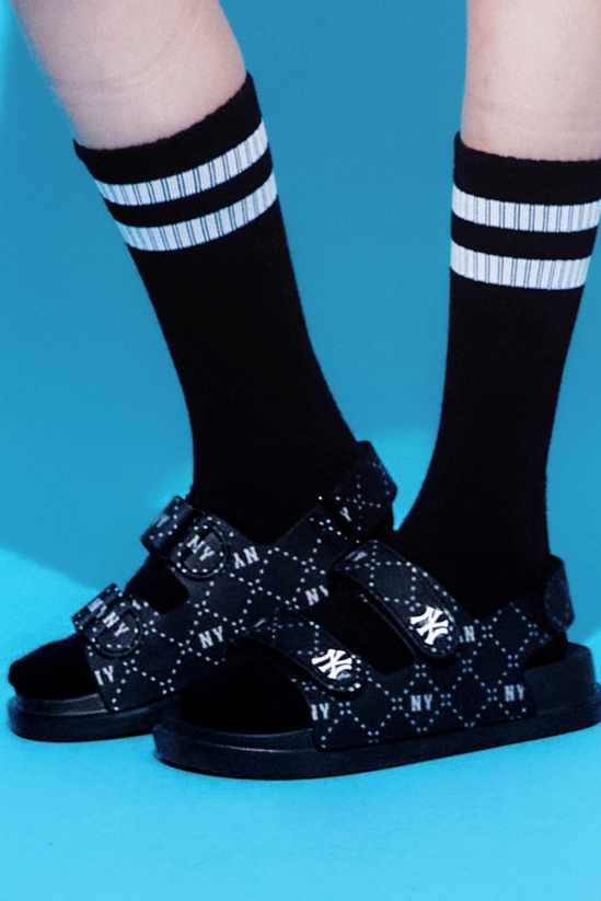 New York Yankees Women's Sequin Slide Sandals