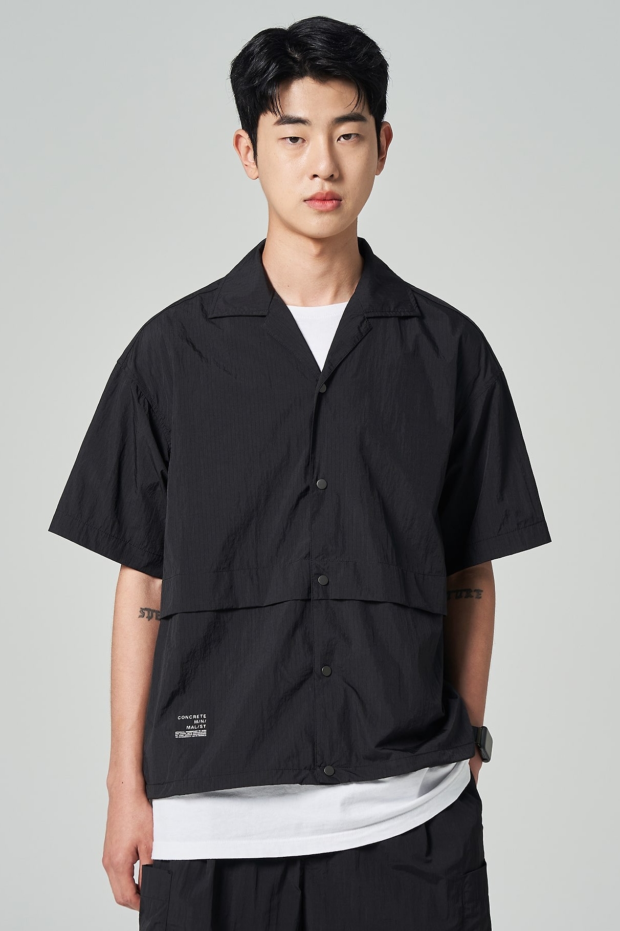 Nylon Snap Oversized Half Sleeve Shirt Black