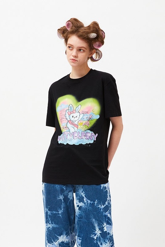 [ KIRSH ]★BLACK WITTY BUNNY STRIPE GRAPHIC T-SHIRT KIRSH Witty Bunny Tomboy Graphic Tee Shirt Black | Basic