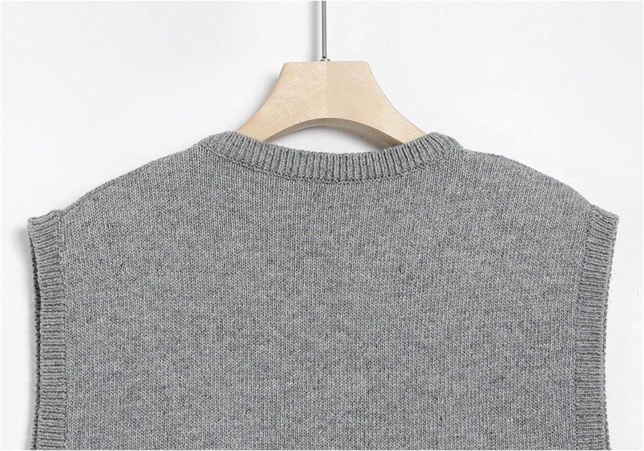 TWEE Clean Wool V Neck Knit Vest | Vests for Women | KOODING
