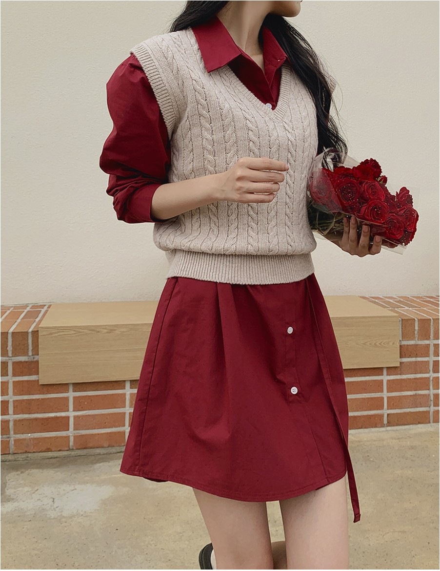 TWEE Jerry Cable V Neck Knit Vest | Vests for Women | KOODING TWEE Jerry Cable V Neck Knit Vest | Vests for Women | KOODING