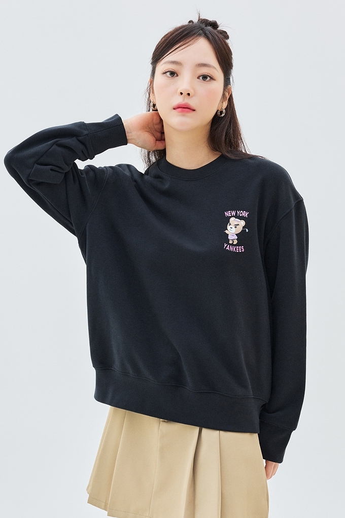 MLB KOREA black sweatshirt