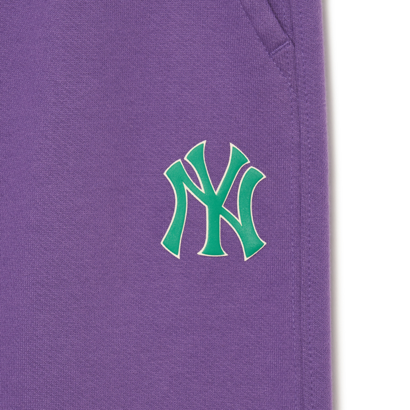 Varsity Crop Sweatshirt NY Yankees Lavender