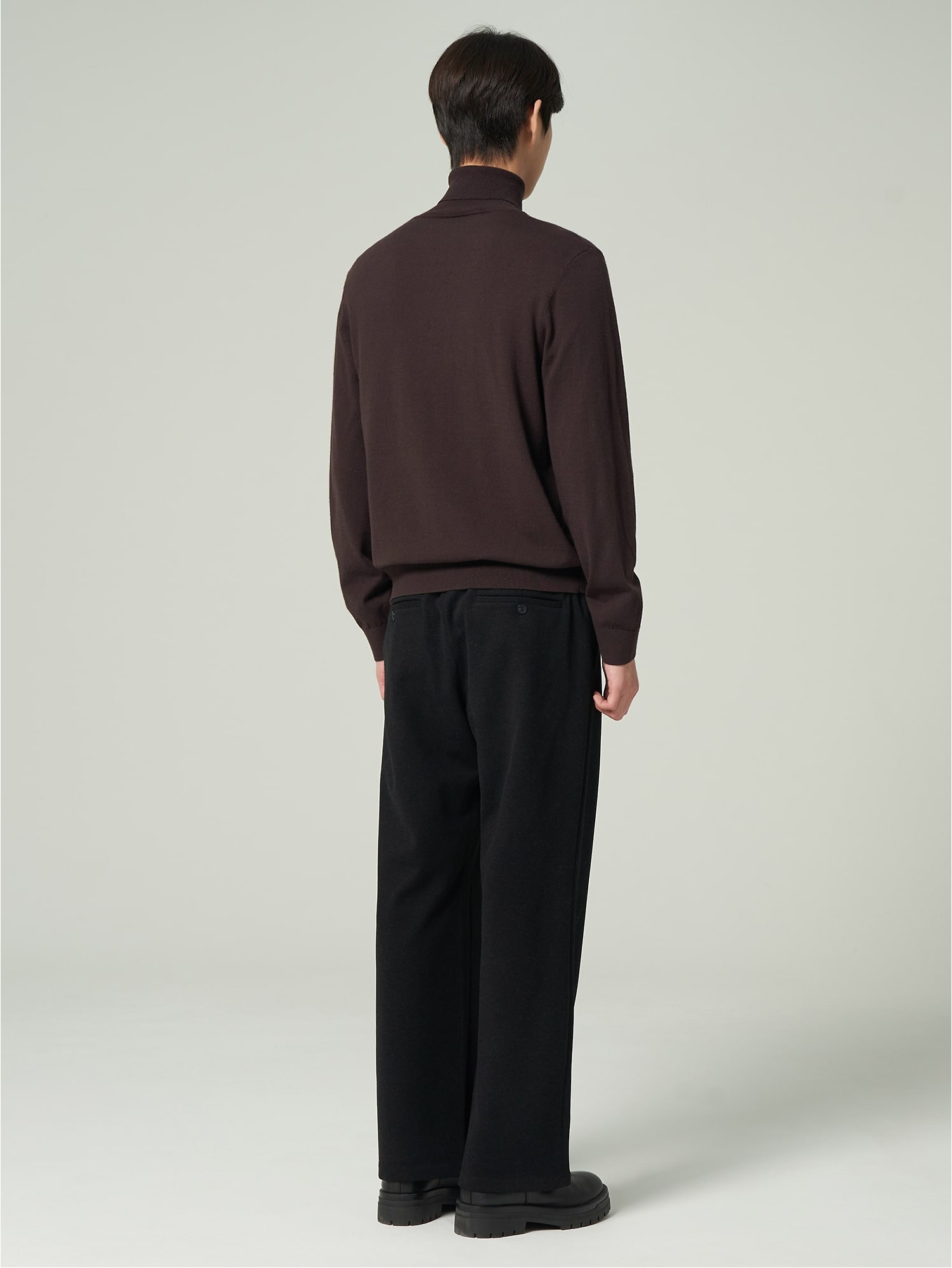 8seconds High Density Turtleneck Knit Dark Brown 8seconds High Density Turtleneck Knit Dark Brown