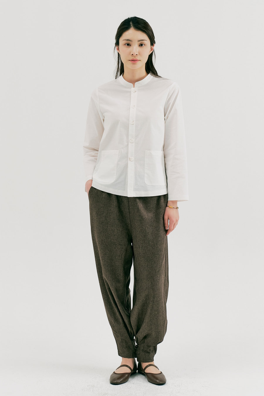 DOLSILNAI Tie-up Jogger Pants Io13b453 | KOODING