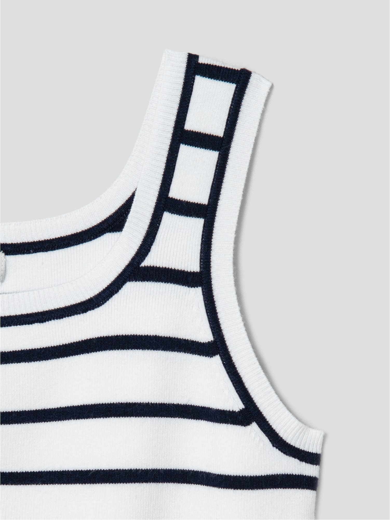Detail Image