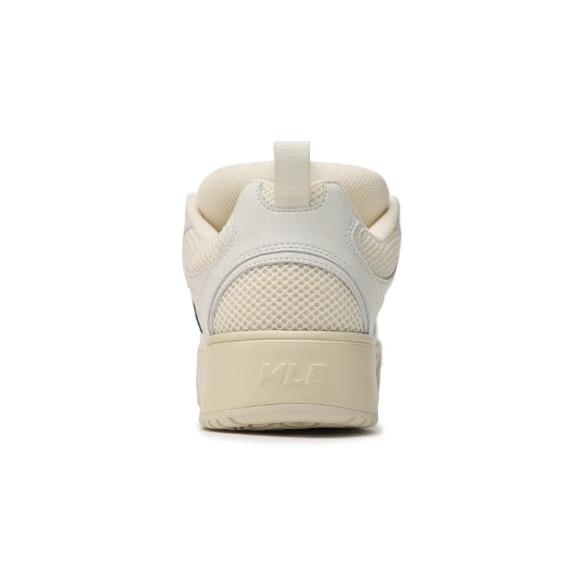 MLB Unisex Chunky Wide Strike NY Yankees White | Comfort for
