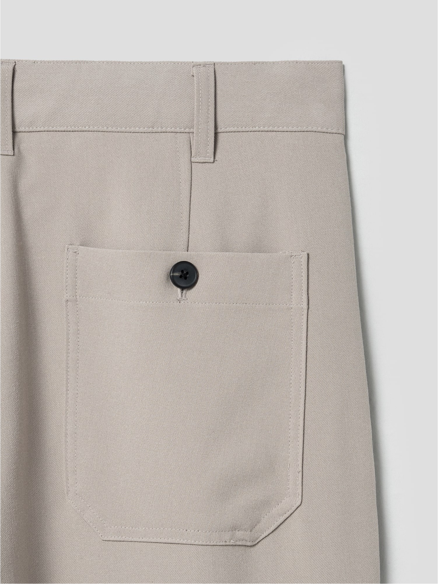 8seconds Two Tucks Wide Slacks Beige | Dress Pants for Men