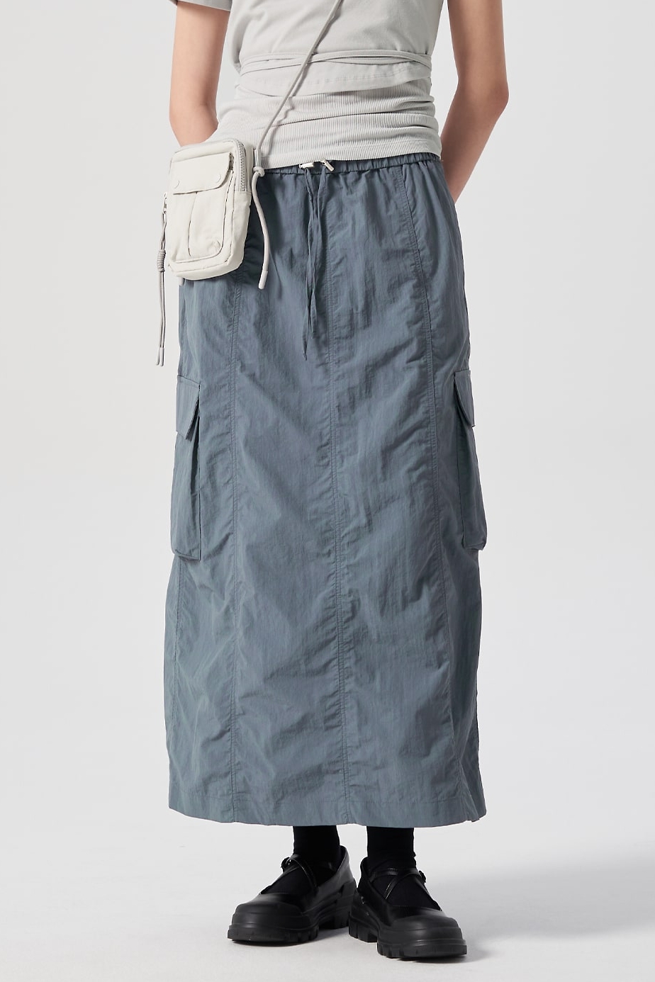 Nylon Cargo Long Skirt Gray