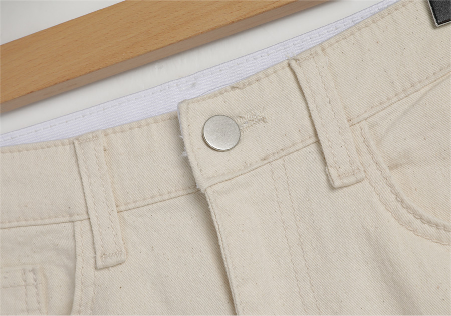 TWEE Loryo Inbanding Cotton Half Pants | KOODING