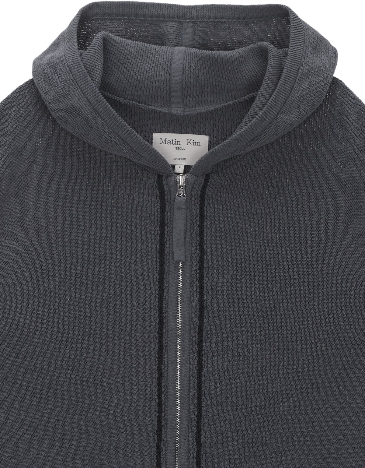 Matin Kim Hoody Point Logo Knit Vest For Men In Charcoal