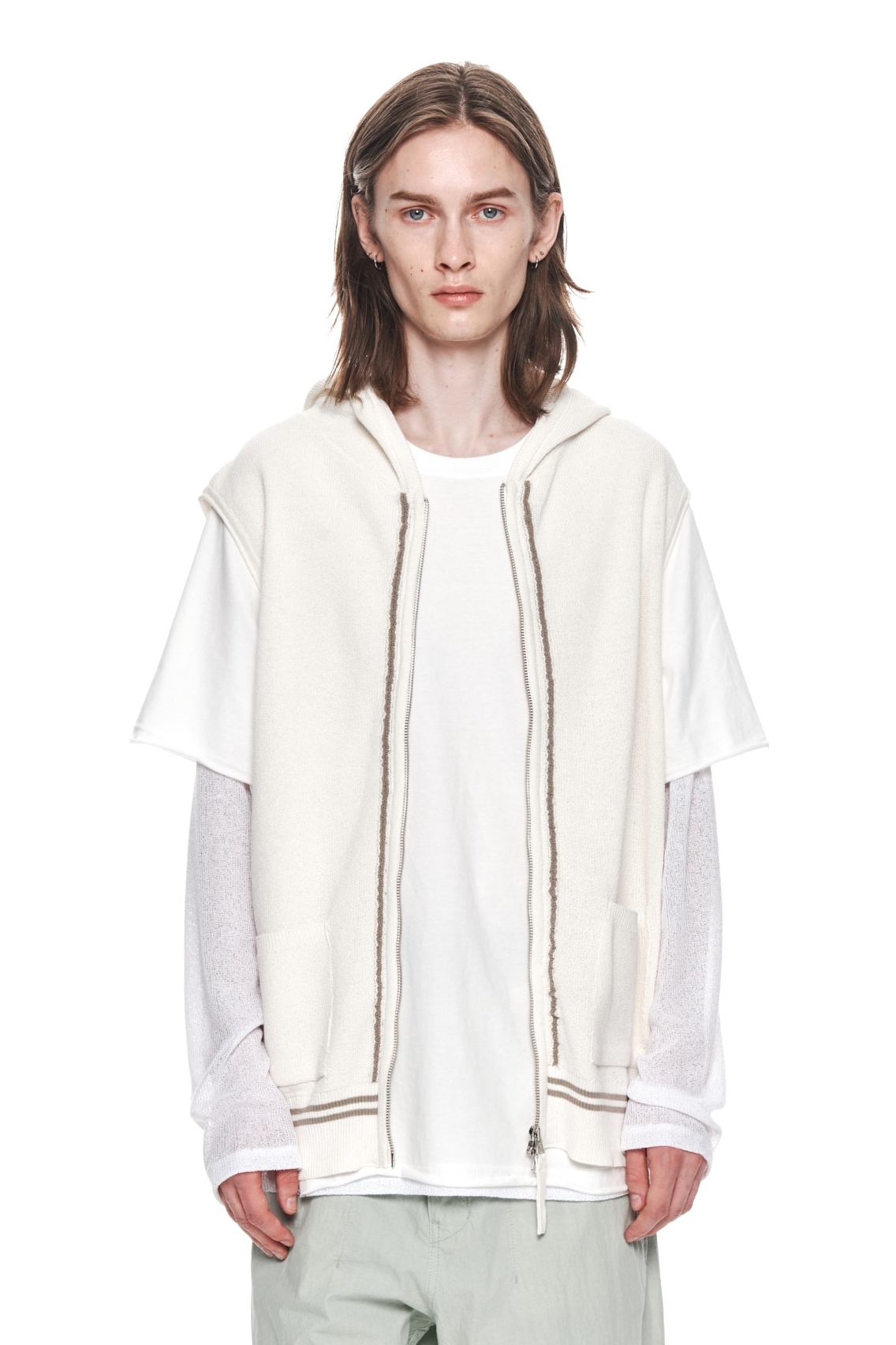 Matin Kim Hoody Point Logo Knit Vest For Men In Ivory