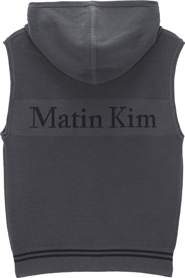 【MATIN KIM】 LIGHTWEIGHT PADDED VEST JUMPER /追跡付 Matin Kim Hoody Point Logo Knit Vest For Women In Charcoal