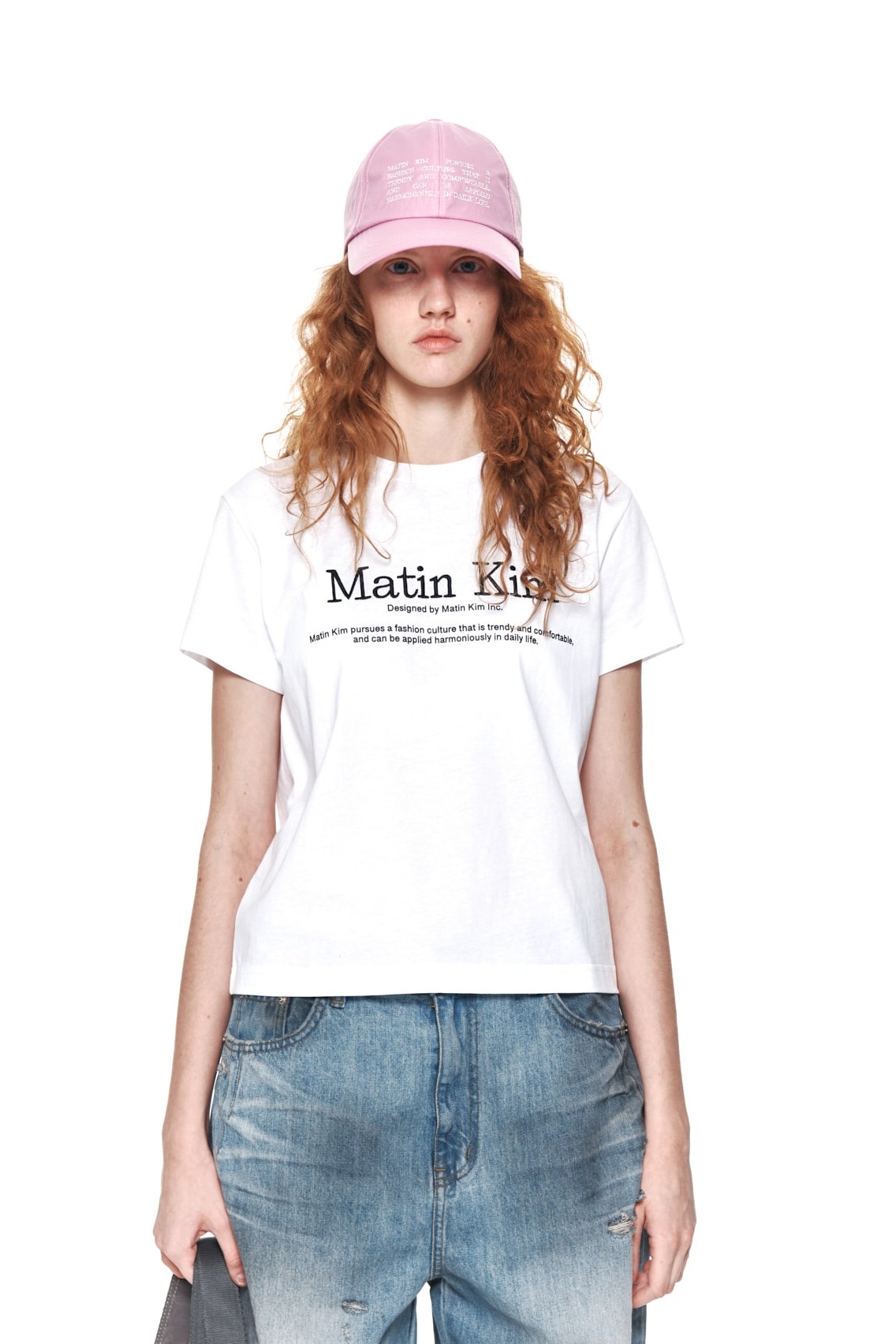 ●Matin Kim●MATIN HERITAGE TOP OVER SIZE IN WHITE Matin Kim Matin Heritage Crop Top In White | Basic Tees for