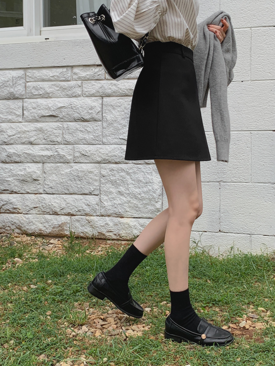 【U LAN】double pintuck cutting miniskirt Classic Pleated Pintuck Mini Skirt (3color) - SHOPPERLAND