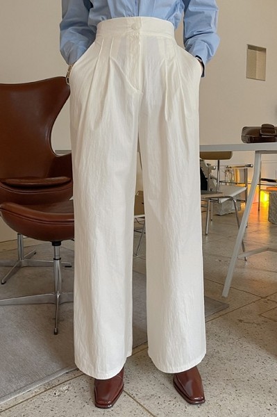 【SPERONE】Side Vent Wide Slacks Side-Stripe Satin Low-Rise Wide-Leg Pant in Pants & Shorts