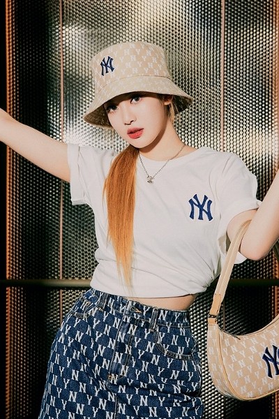 MLB Unisex Color Party Monogram Bucket Hat NY Yankees Green, Hats for  Women, KOODING in 2023