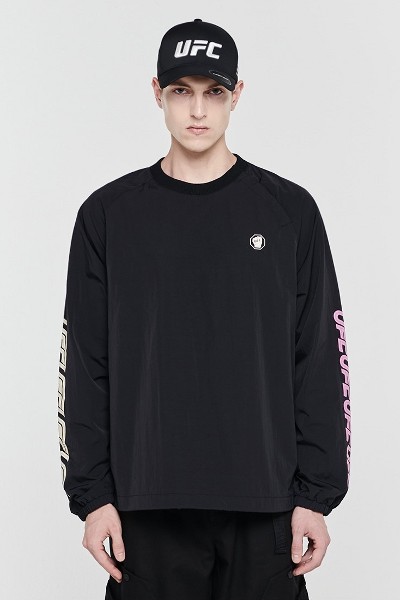 ニット・セーター COVERNAT Spray Arch Logo Crew Neck Knitwear 5MM335 Covernat Unisex C Logo Crew Neck Knit Ivory | Sweatshirts