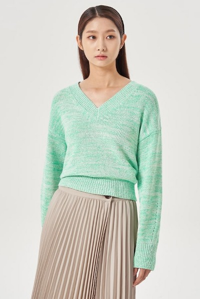 TWEE Fleion Stripe V-neck Knit | KOODING