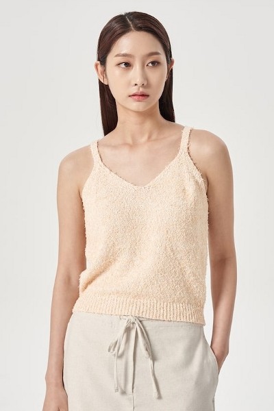 トップス Matin Kim KNIT SLEEVE BEIGE THREE QUARTER SLEEVE LOGO KNIT PULLOVER IN BEIGE – Matin Kim