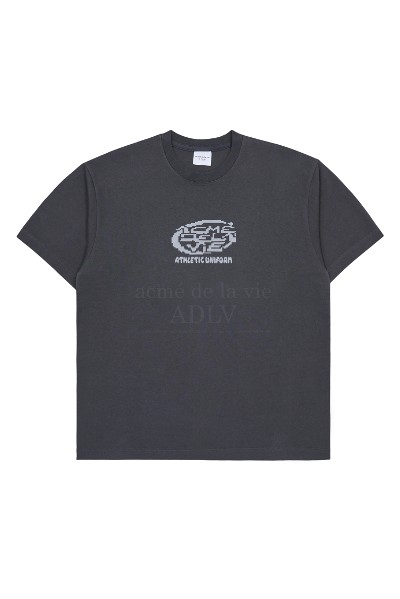 acme de la vie Unisex A Emblem Retro Poster Short Sleeve Tee