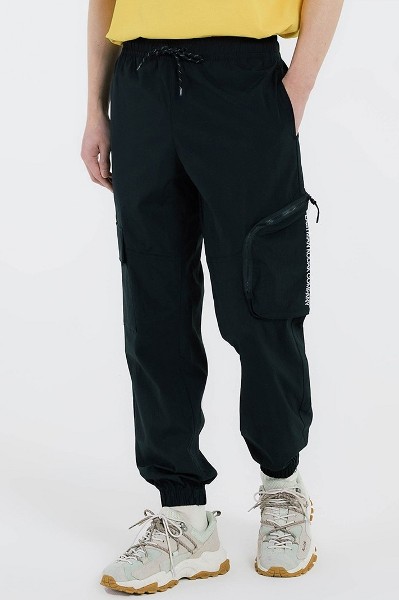 FCMM Unisex Club Essential Sweat Pants Gray | Joggers
