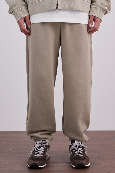 [COVERNAT]★韓国人気★C LOGO ONE TUCK SEMI-WIDE SWEAT PANTS Covernat Unisex One Tuck Wide Sweatpants Melange Gray