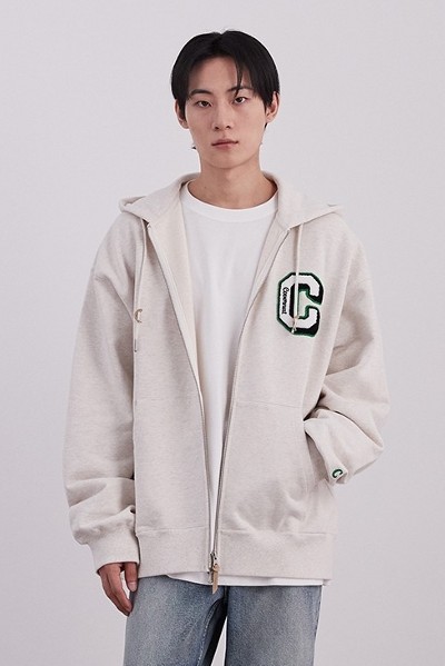 クリストファー・マコス　Schicker Schund　NYパンク NBA Korea Unisex NYK KNICKS Letter Arch Logo Sweatshirt