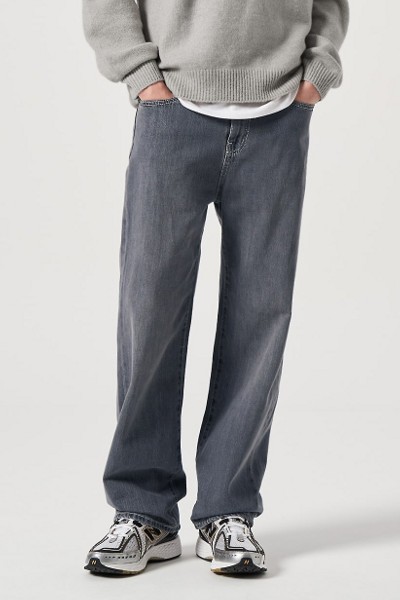 【MODERNIF】Light Gray Semi-Wide Denim Pants Designer fashion, Seoul-fully created | W Concept