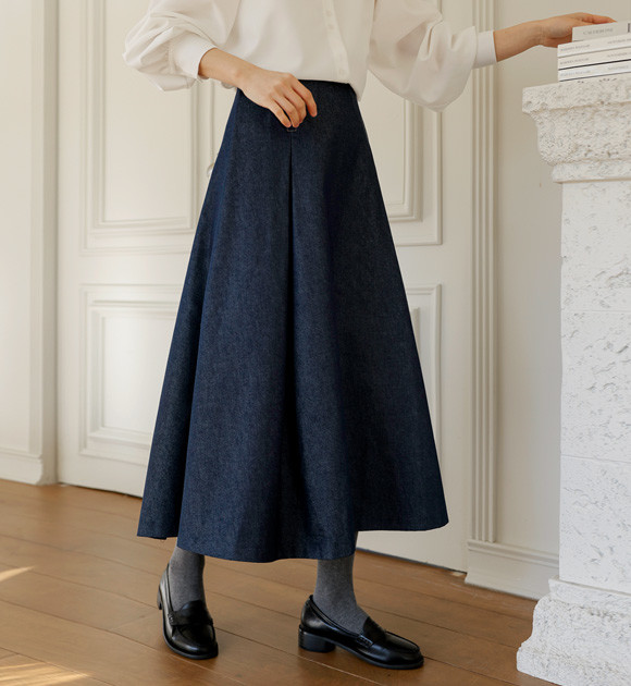 KIRSH Cherry Pleats Denim Skirt Dark Blue | Denim for Women