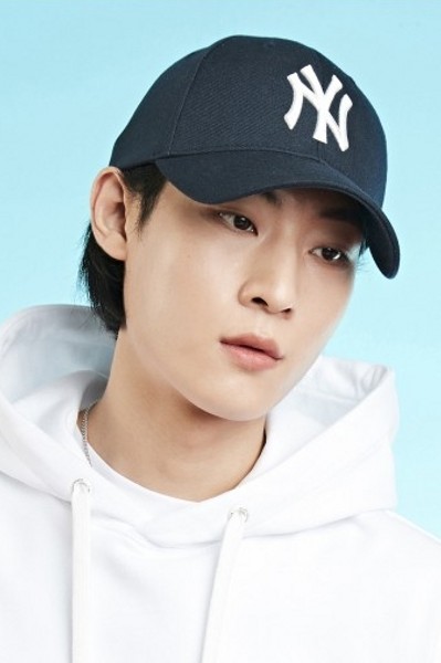 ★MLB Korea★ Rookie Unstructured Ball Cap NY White Rookie Unstructured New York Yankees Ball Cap