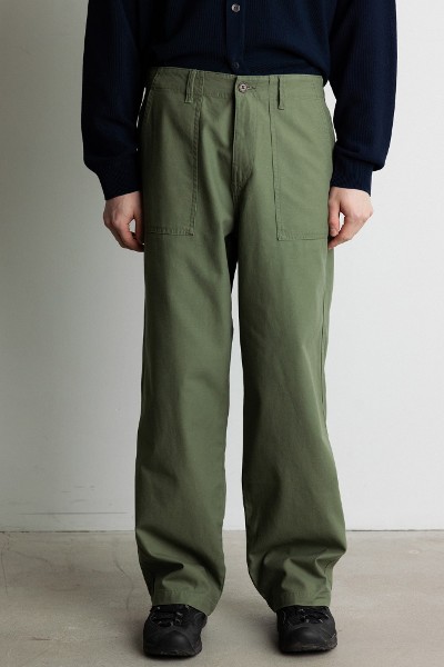 STYLEMAN Pintuck Wide Slacks | Chinos for Men | KOODING
