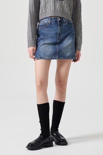KIRSH Cherry Pleats Denim Skirt Dark Blue | Denim for Women
