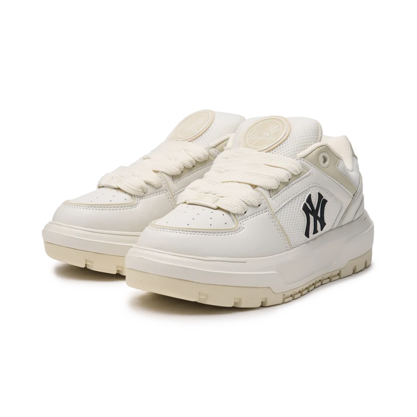 MLB Unisex Chunky Runner Race NY Yankees Silver | Comfort