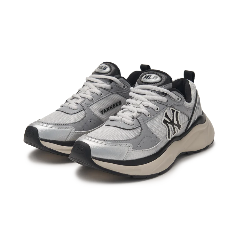 ★送料・関税込★MLB★Chunky Classic A Hill Monogram★ MLB Unisex Chunky Classic A Hill Monogram Shoes NY Yankees