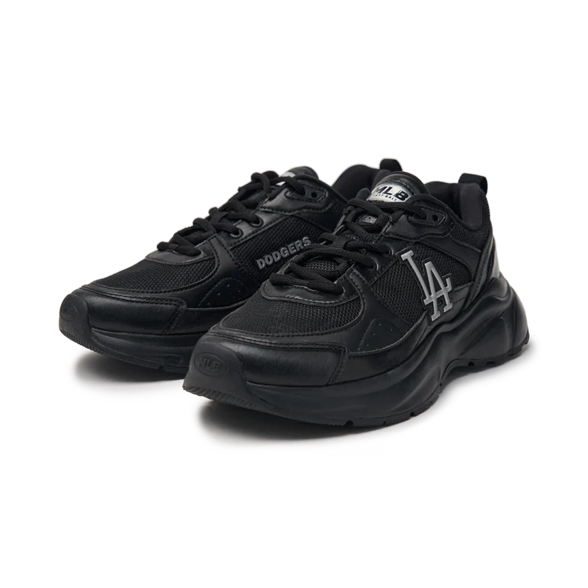 MLB Unisex Chunky Wide Strike NY Yankees White | Comfort for