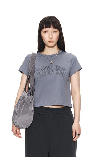 acme de la vie Adlv Circle Wappen Crop Short Sleeve Tee