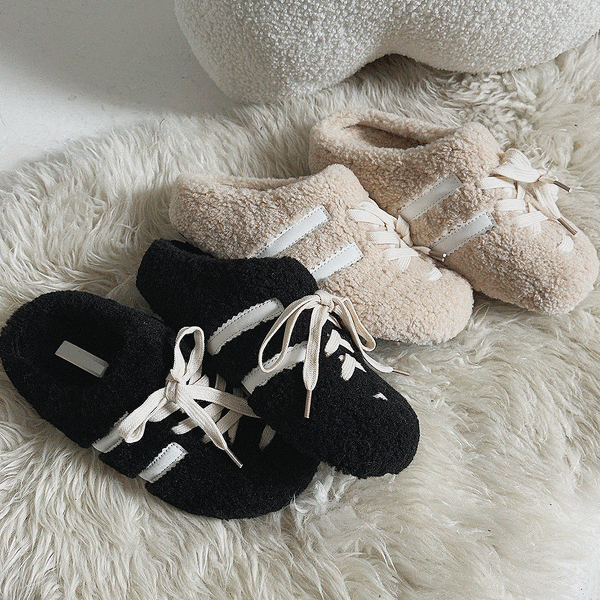 [MLB]★NY Yankees★LUX Slippers MLB Unisex Base Slide Lux NY Yankees Black | Slippers for