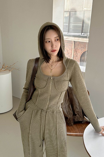 KIRSH Cherry Hoodie Woven Anorak Ivory | Hooded for Women
